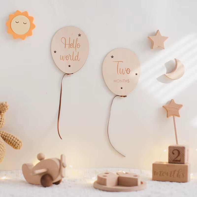 7PCS Newborn Wooden Balloon Milestone English 1 - 12 Month Wooden Card Baby Milestone Photography Props Birthday Party Decoration - FLUFFI