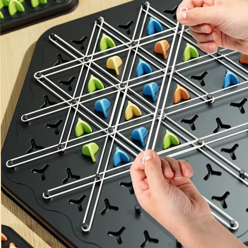 Geometry Chain Chess Puzzle Triangle Chess Desktop Game Rubber Band Training Family Interaction Exercise Thinking Toys Gifts - FLUFFI