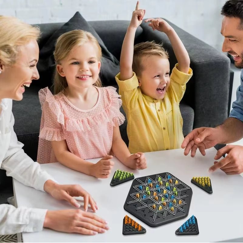 Geometry Chain Chess Puzzle Triangle Chess Desktop Game Rubber Band Training Family Interaction Exercise Thinking Toys Gifts - FLUFFI