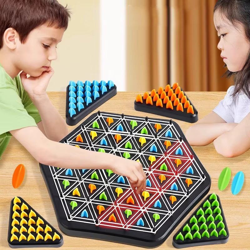 Geometry Chain Chess Puzzle Triangle Chess Desktop Game Rubber Band Training Family Interaction Exercise Thinking Toys Gifts - FLUFFI