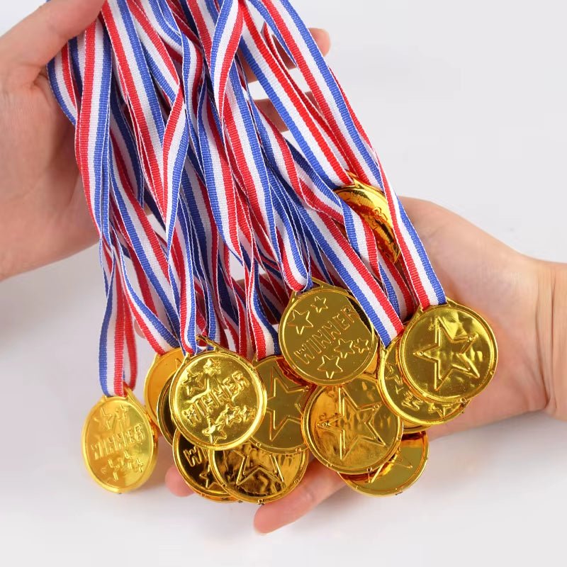 Plastic Gold Winner Award Medals Kids Birthday Party Favors Sports Game Prize Toys Soccer Football Party Pinata Filler - FLUFFI